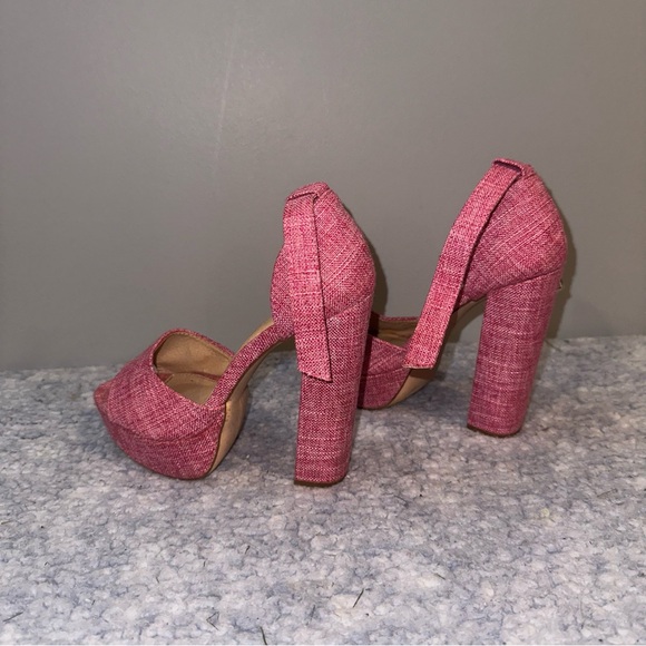 Olivia Ferguson Size 7 Pink Round Open Toe Heels with Belt Strap around ankle - Picture 4 of 7